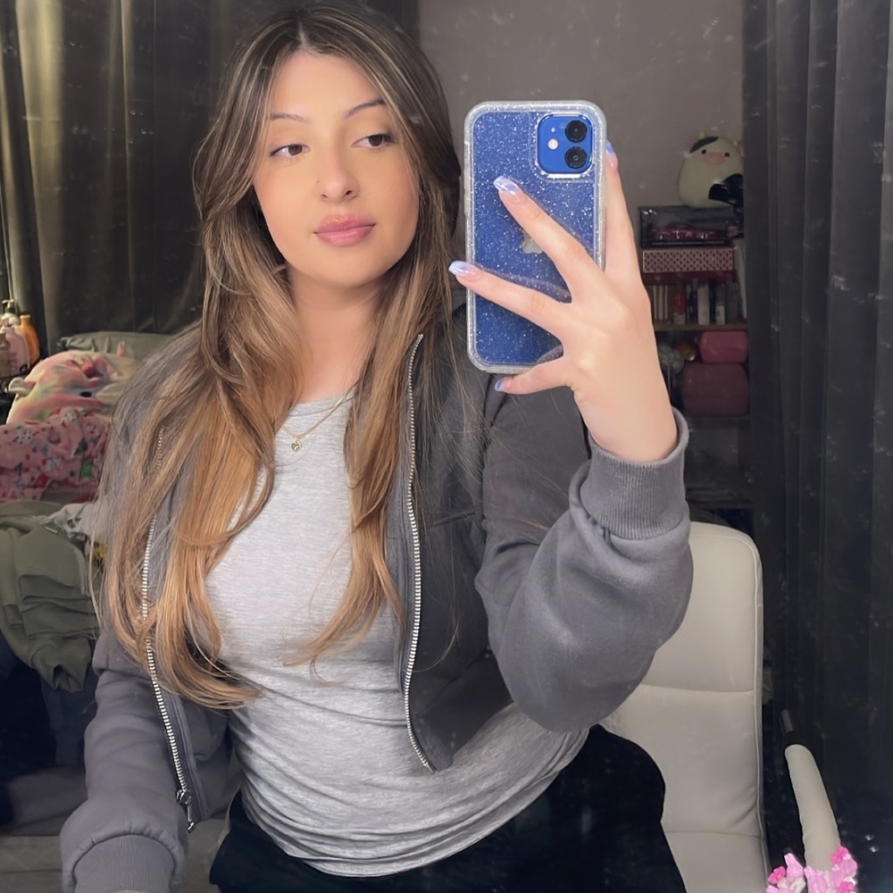 Meet your Posher, Marissa